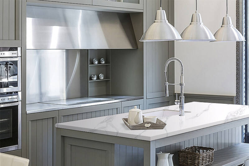 AQ810 Nimbus Classico AuroraQuartz